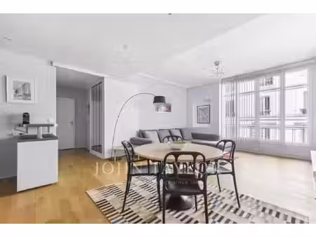 appartement de luxe à louer dans le quartier triangle d'or