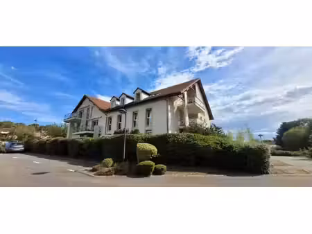 saulny : appartement 4 pièces avec terrasse et stationnement