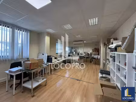 location local d’activités saint-jeannet 06640 150m²