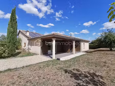 maison de 203 m² à neuvicq