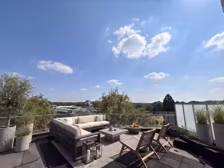 duplex penthouse avec vue imprenable sur le parc de tervuren