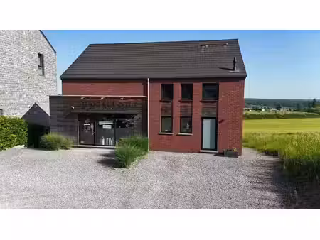 nouvelle construction comprenant une maison unifamiliale et