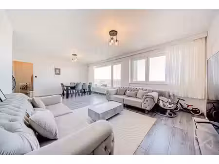 appartement lumineux  3 ch. & vue imprenable !