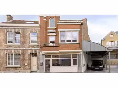 usage mixte à vendre à hoegaarden pour € 140.000 avec 3 chambres à coucher