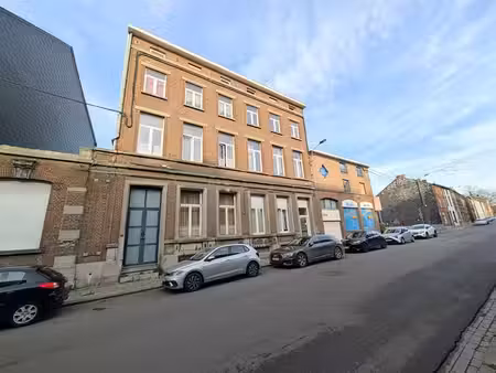immeuble de rapport comprenant 12 unités