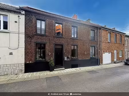 coquette maison à vendre à pont-à-celles