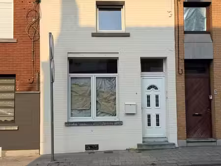 maison 2 façades avec 2 chambres + grenier aménageable