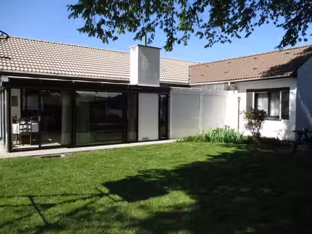 a vendre superbe villa de plain -pied.