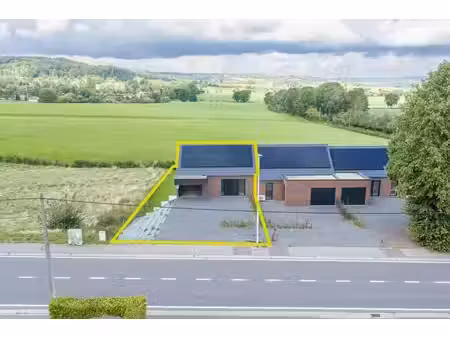maison neuve 4 chambres avec carport et jardin