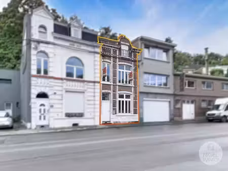 ? jemeppe-sur-meuse  250 m²  4 chs  cour  peb:d  f & g