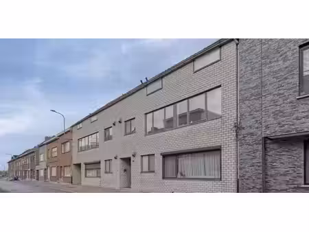 immeuble d'appartements à vendre à willebroek pour € 249.000 avec 2 chambres à coucher