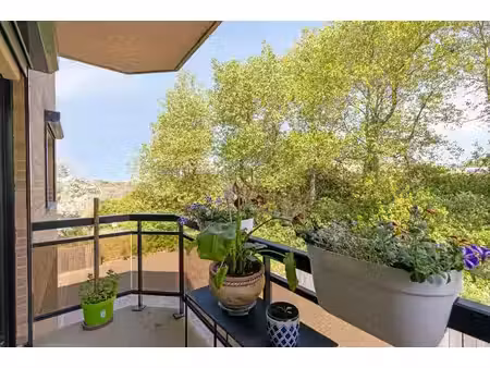 appartement avec jardin et garage  à proximité de la mer!