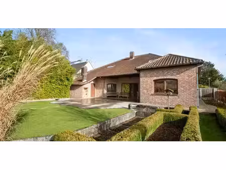 sous option - villa à vendre à hekelgem avec 4 chambres à coucher