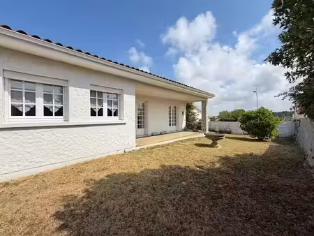 vente maison 4 pièces 120 m² à vaux-sur-mer (17640)  397 100 €
