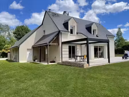 vente maison 6 pièces 169 m² à argentré (53210)  409 500 €