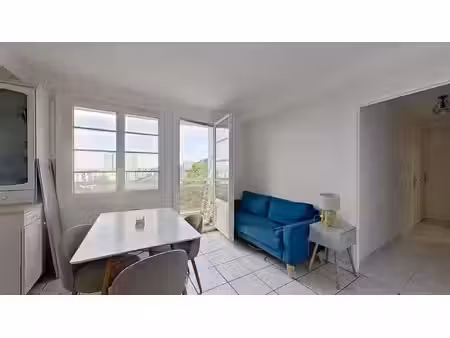 location appartement 5 pièces 81 m² à lyon 5 (69005)