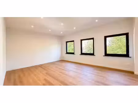 appartement à louer à genk pour € 995 avec 2 chambres à coucher