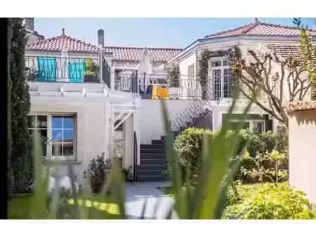 vente maison 8 pièces 256 m² à bordeaux (33000)  838 000 €
