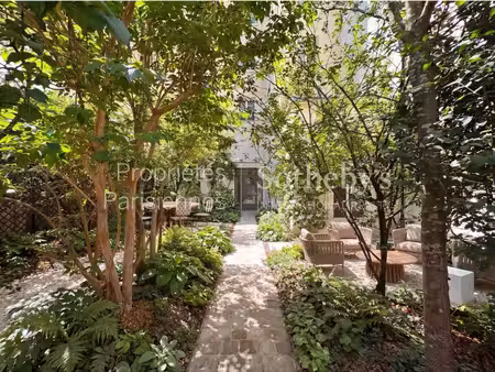 hôtel particulier à vendre dans le quartier notre dame des champs