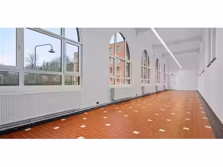 bâtiment commercial à louer à groot-bijgaarden pour € 1.388