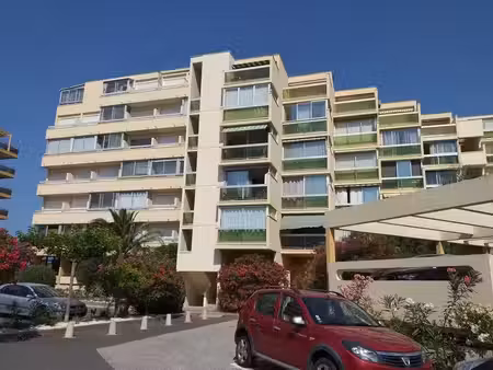 location appartement 1 pièce 25 m² à canet-en-roussillon (66140)