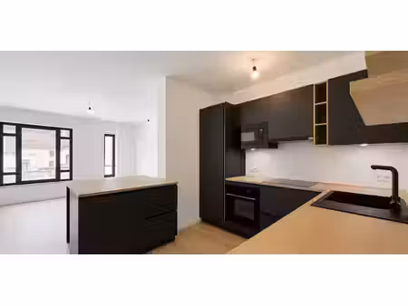 appartement à louer à watermael-boitsfort pour € 1.600 avec 2 chambres à coucher
