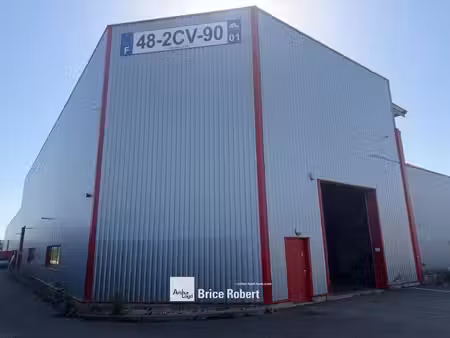 location local d’activités 564m²
