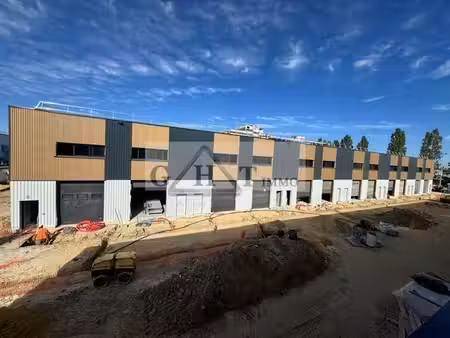 location entrepôt morangis 91420 122m²