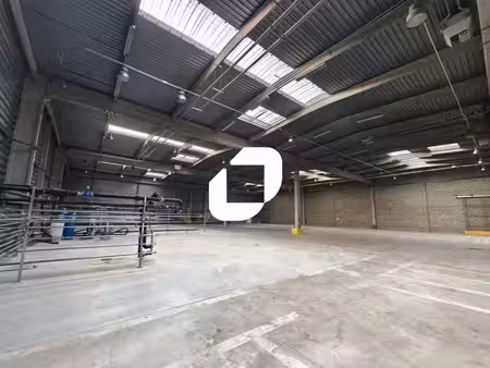 location entrepôt 5004m²