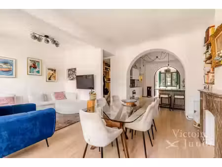 appartement rénové 2 chambres