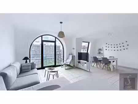 la louvière - appartement 1 chambre - garage et balcon