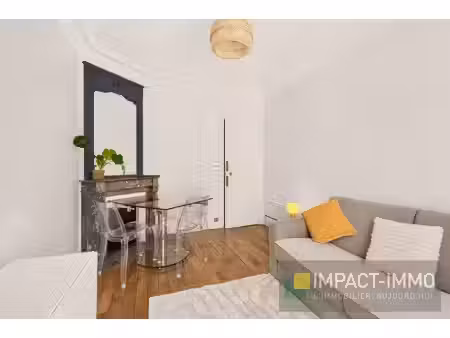 charmant t3 avec cheminées à bécon - courbevoie