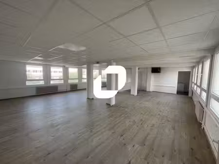 location bureaux ivry sur seine 94200 125m² à 265m²