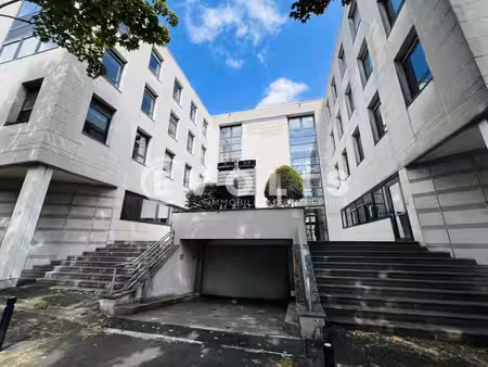 location bureaux lognes 77185 147m² à 1747m²