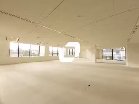 location bureaux rungis 94150 250m² à 2101m²