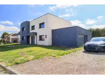 vente maison 6 pièces 228 m² guignemicourt (80540)