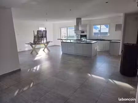 maison familiale 120 m² – beaux volumes  jardin & cadre agréable