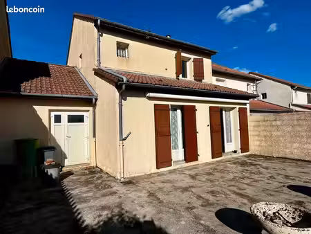 maison 5 pièces 89 m²