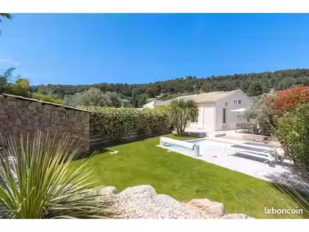 villa meublée avec jardin