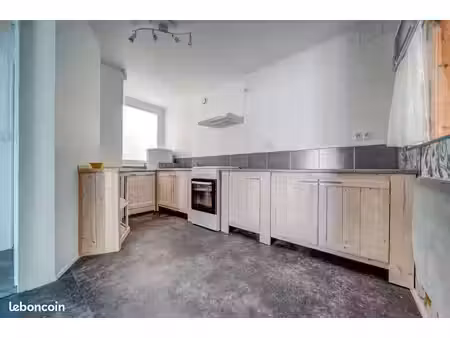loue f2 meublé
