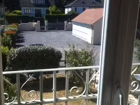 f2 de 56 m quartier hôpital