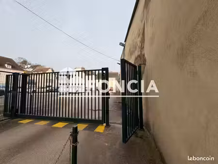 stationnement à louer 45 - dreux 28100