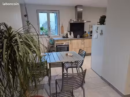 maison de ville à louer