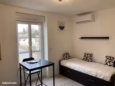 studio meublé à flers avec eau et chauffage inclus ( machine à laver  tv  bureau... idéal 