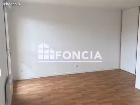 studio 1 pièce 24 m²