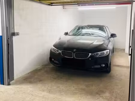 grand garage électricité et éclairage sécurisé juan les pins