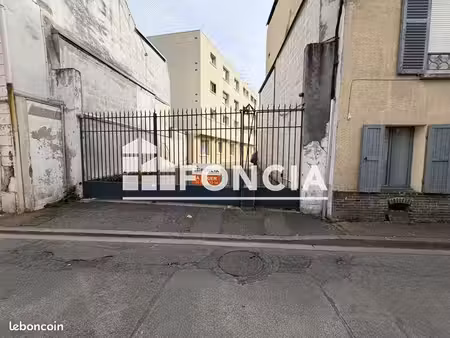 stationnement à louer 67 - dreux 28100