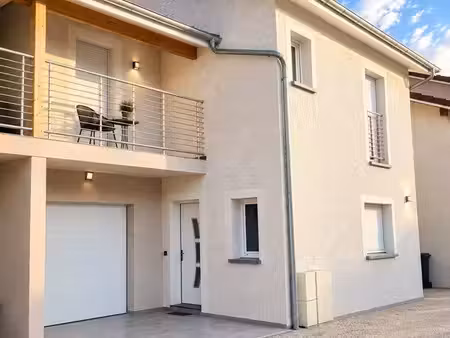 maison à loué oyonnax