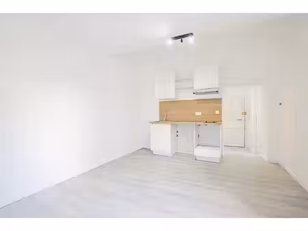 vente appartement 2 pièces 31 m² solliès-pont (83210)