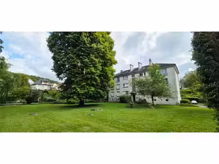 appartement à saint martin d'etampes de 4 pièces avec balcon  place de stationnement et ca